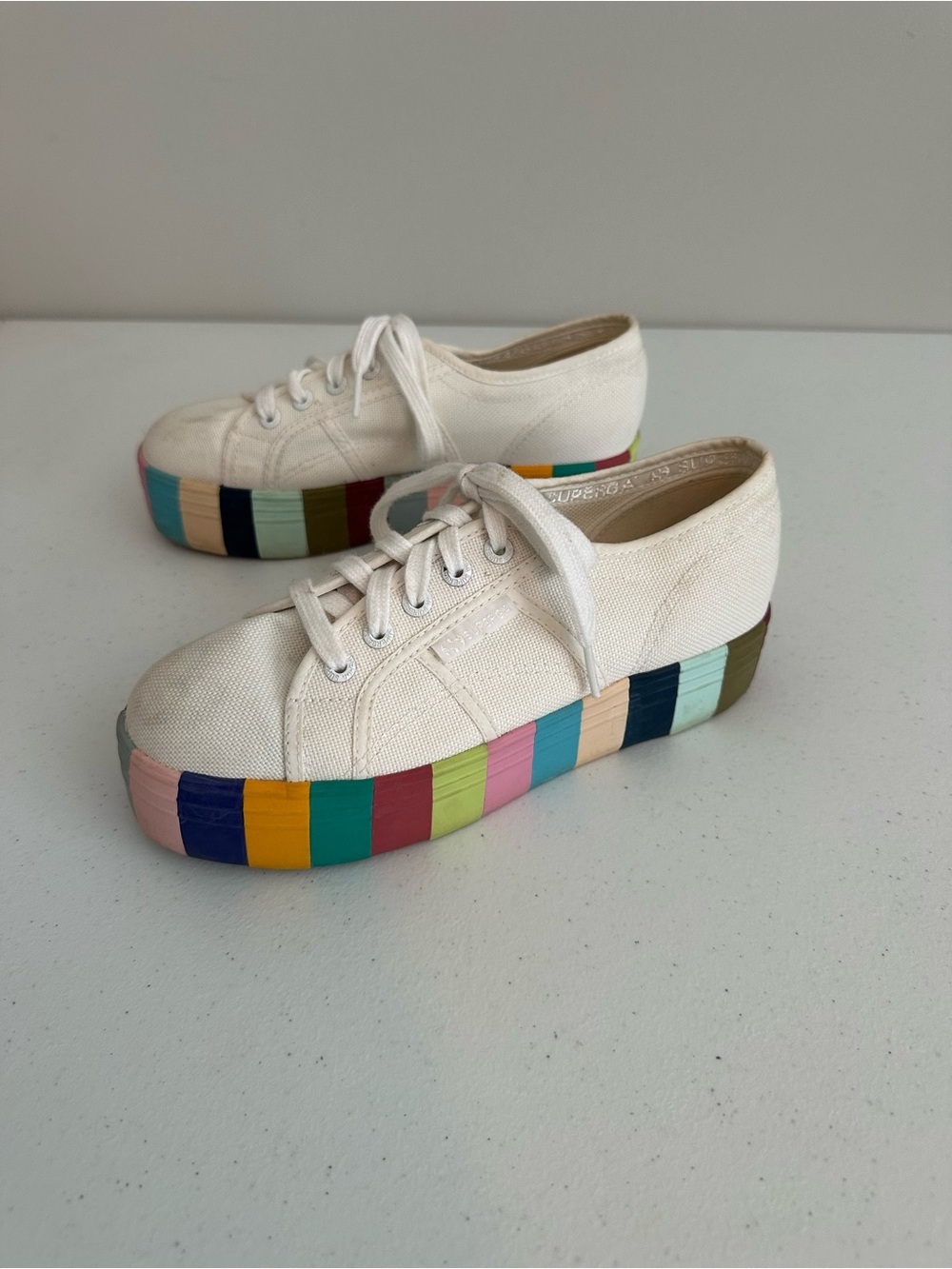 Women’s size 37 Superga 2790 Rainbow Platform Sneakers - Picture 8 of 13